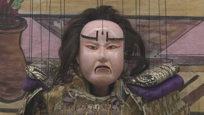 20本の糸で人形を操る「益田糸操り人形」の歴史をたどる展示…操作方法は唯一無二　明智光秀の没落の描く「絵本太功記　尼ヶ崎の段」を再現　|　BSSニュース | BSS山陰放送