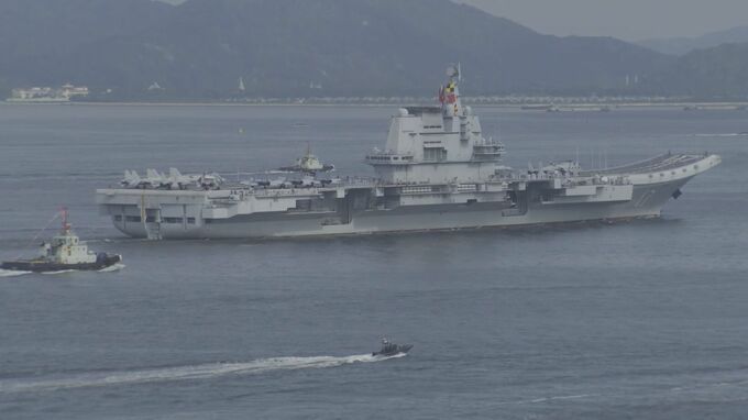 中国軍初の国産空母「山東」が香港到着　市民にも公開予定　愛国心高める狙いか