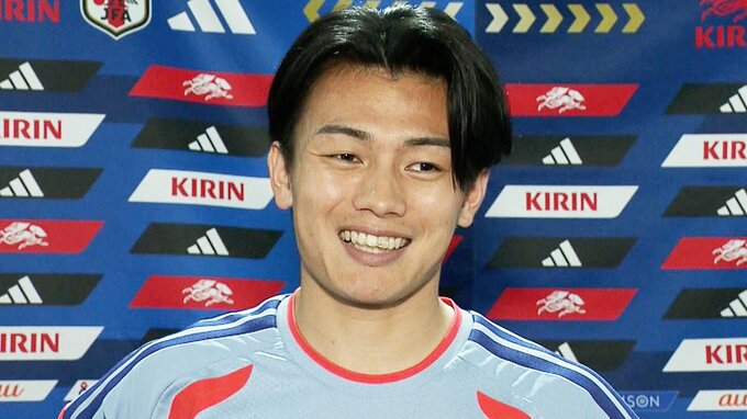 森保ジャパン、決勝T進出へ準備万端！上田綺世「まだ何も成し遂げていない」堂安律「楽しみにしてて」長友佑都「1000%仕上がっている」“大一番”スウェーデン戦の舞台・ダラスへ出発【W杯】|TBS NEWS DIG