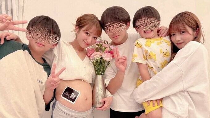 【 辻󠄀希美 】　「もう…幸せ過ぎる母の日でした」　母の日のお祝いに感無量　第5子妊娠中　ふっくらお腹の家族写真公開|TBS NEWS DIG