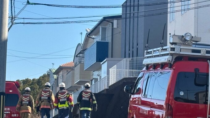 「2階から煙が⋯」住宅が半焼する火事、53歳男性が心肺停止で病院に搬送【高知】　|　高知のニュース・天気｜KUTV NEWS | KUTVテレビ高知