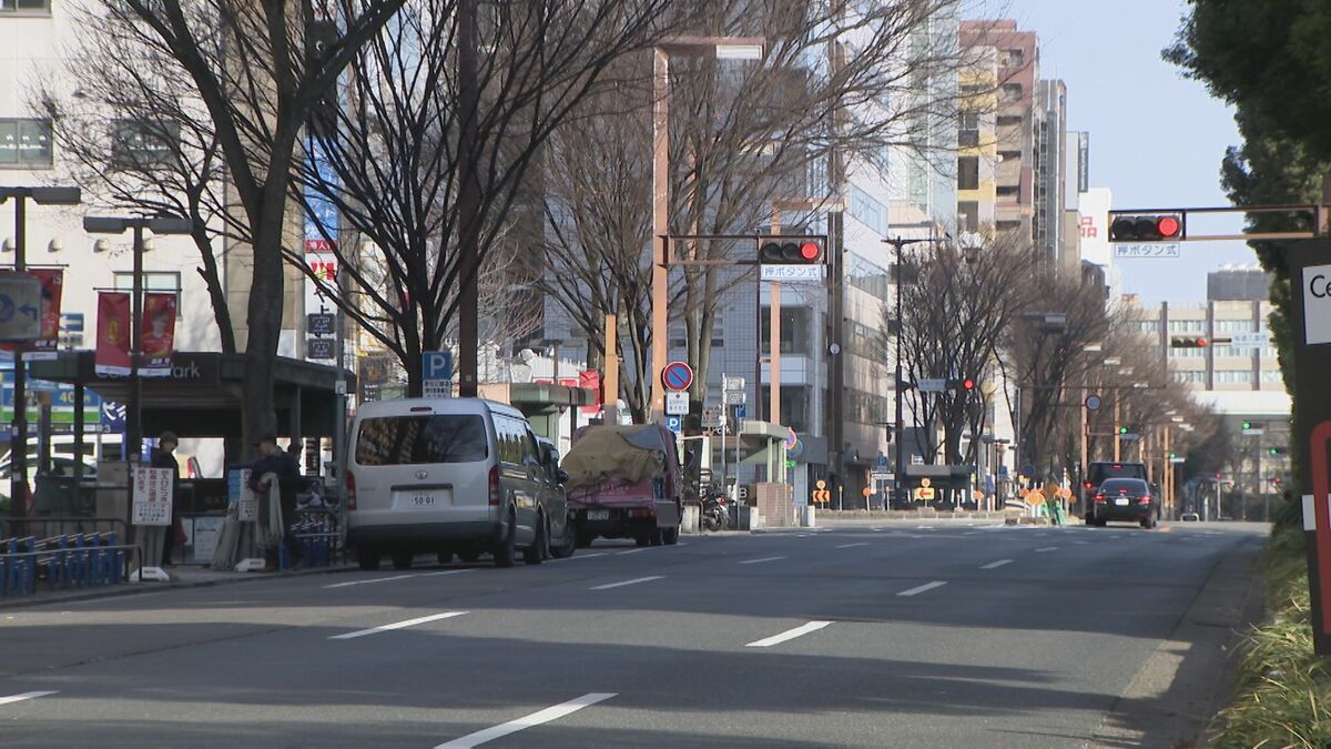 名古屋市中心部の「久屋大通」で歩行者がタクシーにはねられ死亡 タクシーは3車線の一番右側を走行