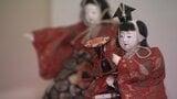 江戸時代中期ごろに流行した享保雛も 伝統行事にまつわる人形を通じて一足早く春を感じる「季節を彩る人形」展|TBS NEWS DIG