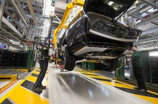 英ジャガー・ランドローバー、4000人削減計画－政府は金融支援を否定| TBS CROSS DIG with Bloomberg