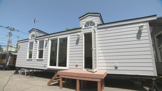 更地になった輪島塗漆器店にギャラリーや工房を備えた“トレーラーハウス” 設置 「観光の受け皿、足がかりに」|TBS NEWS DIG