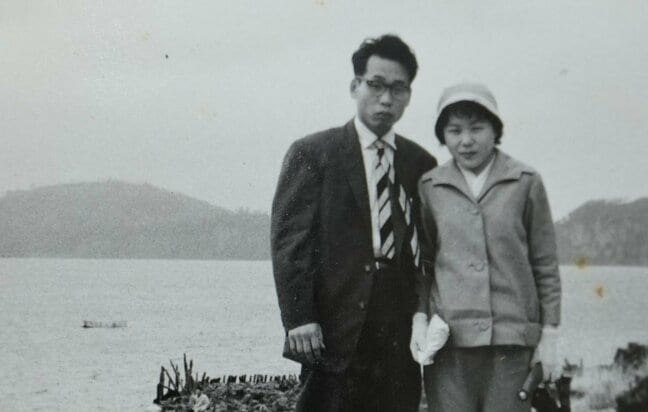 「両親の新婚旅行の場所を探しています」市職員が受けた電話 息子が“64年前の旅”に出た理由 鹿児島・指宿市|TBS NEWS DIG