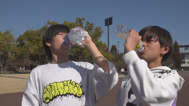 「すごく暑い」 甲府は104年ぶりに2月に夏日 県内各地で初夏の陽気 3地点で2月の観測史上最高 山梨|TBS NEWS DIG