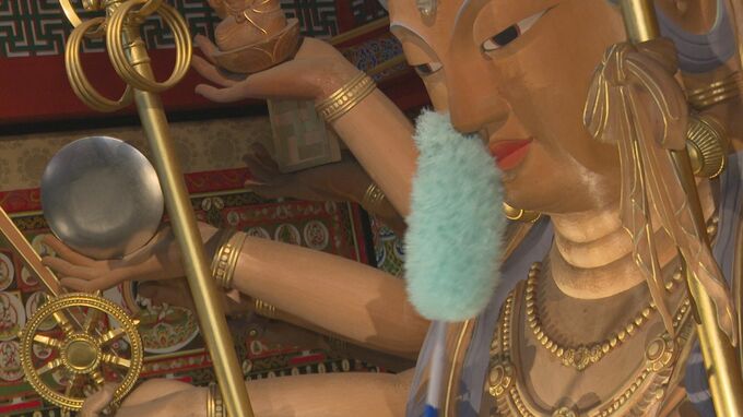 高さ7.8メートルの観音様 1年間のほこり落とす「お身ぬぐい」　|　石川県のニュース｜MRO北陸放送