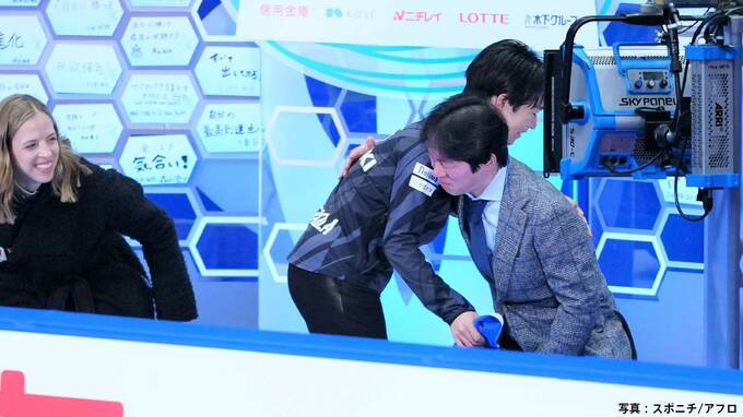 鍵山優真の初Vに父・正和コーチも涙「これでやっと世界を狙える」【全日本フィギュア】|TBS NEWS DIG