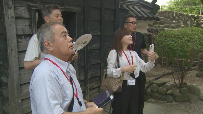 注目点がやはり違う　全国の城郭管理団体が松江城を視察|TBS NEWS DIG