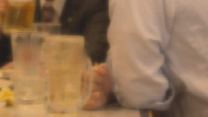 所持金ゼロでスナックでカラオケ10数曲歌い酒やつまみ1万円分無銭飲食か　53歳作業員の男「どうしてもスナックで飲みたくて…」　|　福岡のニュース｜RKB NEWS｜RKB毎日放送