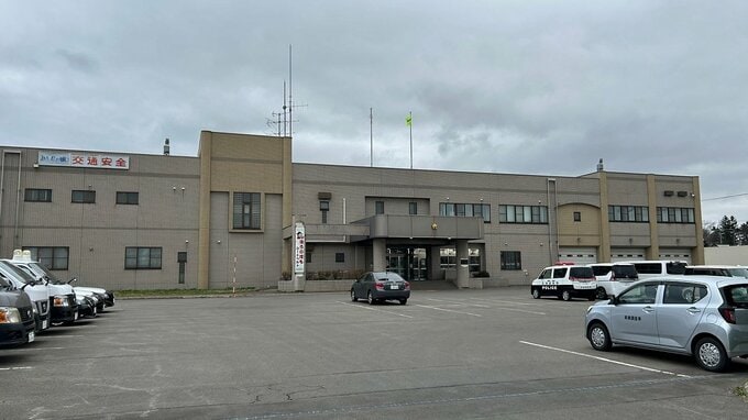バイク運転中に転倒か 21歳保育士の男性が死亡 現場は片側2車線の直線道路…路面は乾いた状態 北海道三笠市 | 北海道のニュース|HBC北海道放送