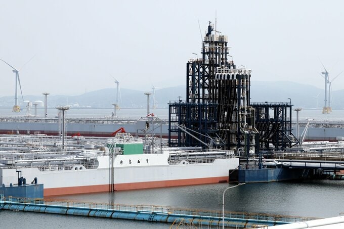 政府、国家備蓄石油の第2弾放出を決定－原油の代替調達は進展