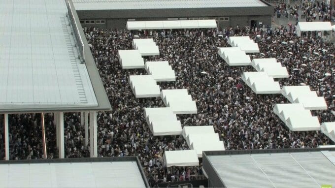 【万博速報】入場待ちでひしめき合う東ゲート…19日(金)は21.1万人が来場　連日大混雑で閉幕日まで入場予約枠は「空き無し」　当日券や「枠開放」はある…？|TBS NEWS DIG