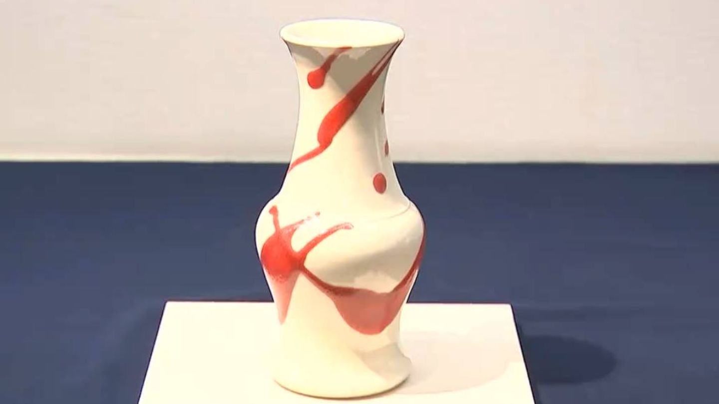 img_7d56f81aed52c68281ef9462cf