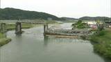 大雨で橋脚の一部が傾き道路が波打った「川辺橋」 橋脚の撤去作業が4日始まる【岡山】 | 岡山・香川のニュース | 天気 | RSK山陽放送