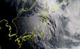 【短期予想 詳報】梅雨前線停滞で西日本は大雨警戒 九州・四国 200mmを予想【1時間ごと 雨のシミュレーション 】台風1号は15日にも熱帯低気圧へ 土砂災害・浸水に厳重注意 強風・高波 | 富山のニュース|天気・防災|チューリップテレビ
