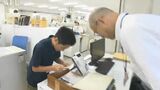 「パパいつも怒っているけど、きょうは怒ってない」子どもたちが保護者の職場訪問 県庁で“子ども参観日”【岡山】|TBS NEWS DIG