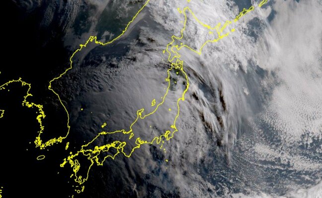 【短期予想 詳報】梅雨前線停滞で西日本は大雨警戒　九州・四国 200mmを予想【1時間ごと 雨のシミュレーション 】台風1号は15日にも熱帯低気圧へ　土砂災害・浸水に厳重注意　強風・高波|TBS NEWS DIG