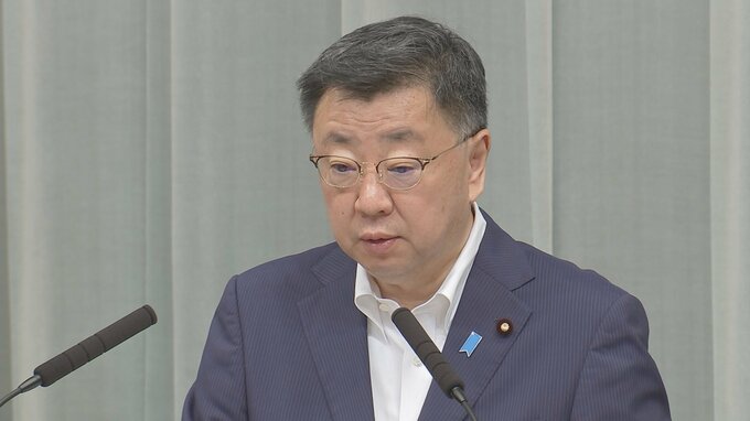 松野官房長官「あらゆるレベルで緊密に意思疎通を図っていく」中国の外相交代めぐり