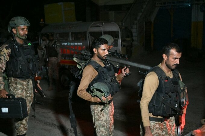パキスタン、アフガン国境地帯で武装勢力29人殺害と発表－衝突再燃