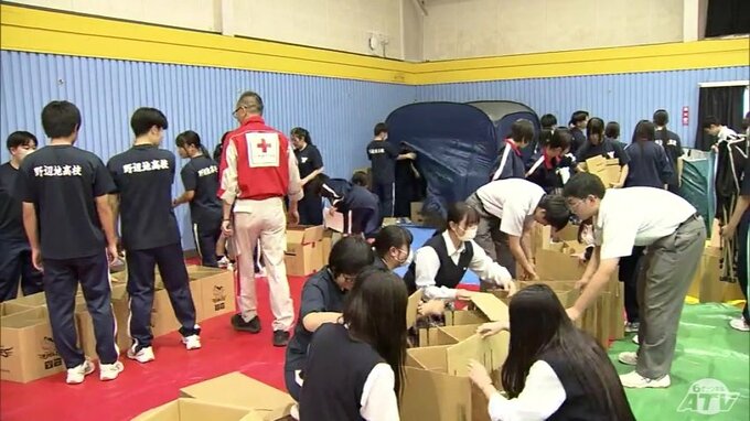 高校生が避難所の設営を体験　約80人が避難所でのルール・役割など学ぶ　9月は「防災月間」　青森県　|　青森のニュース│ATV NEWS│青森テレビ
