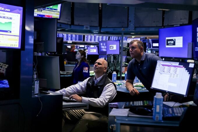 マグニフィセント7の株価下落、時価総額125兆円消失－AI投資に懸念