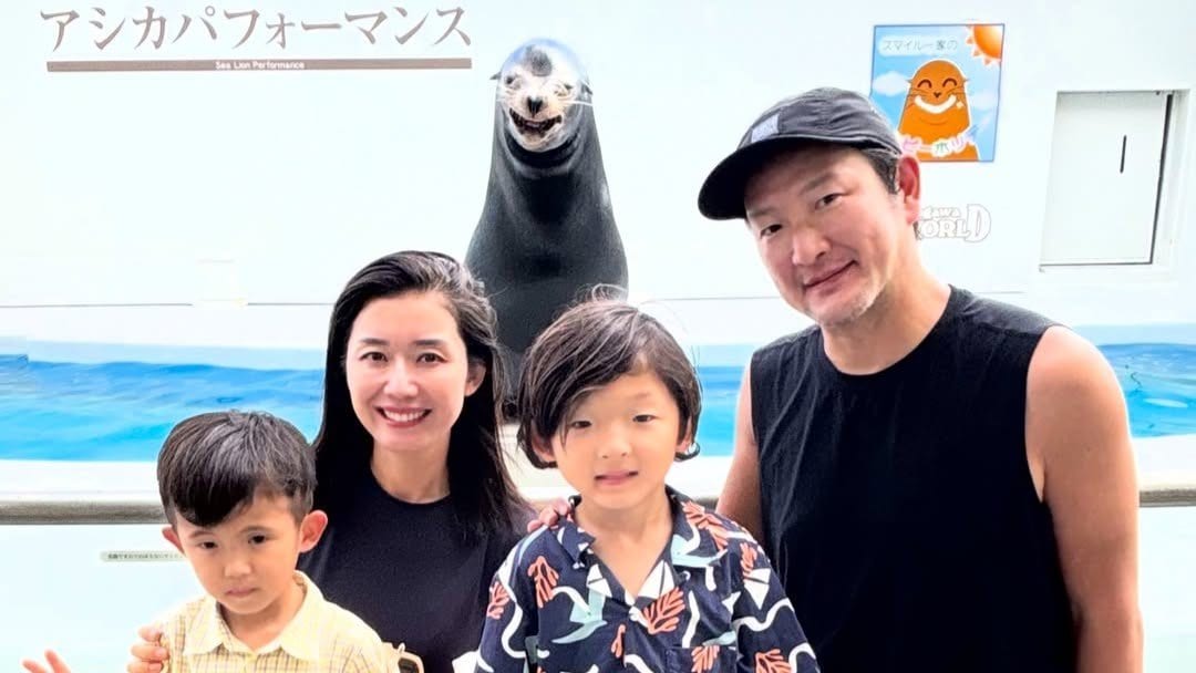 中村獅童 】「53歳になりました」家族全員で感謝の4ショット「まだまだ