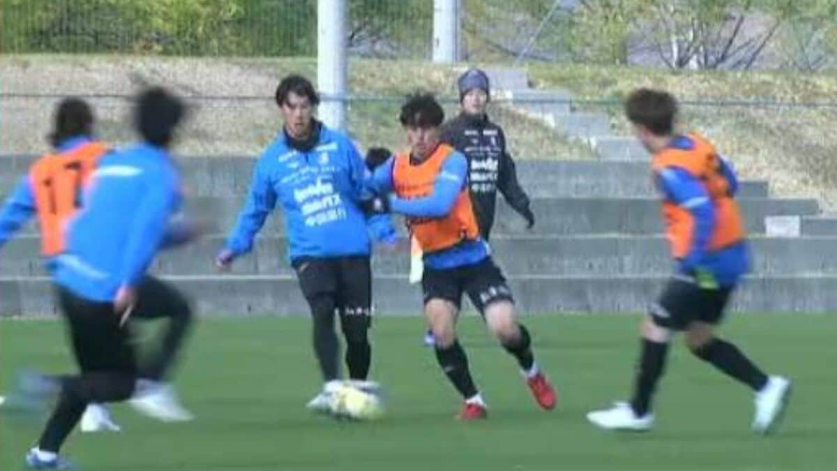 J1ファジアーノ岡山　「絶対に負けられない」6日のシーズン最終戦に向け公開練習　意気込み語る選手たち