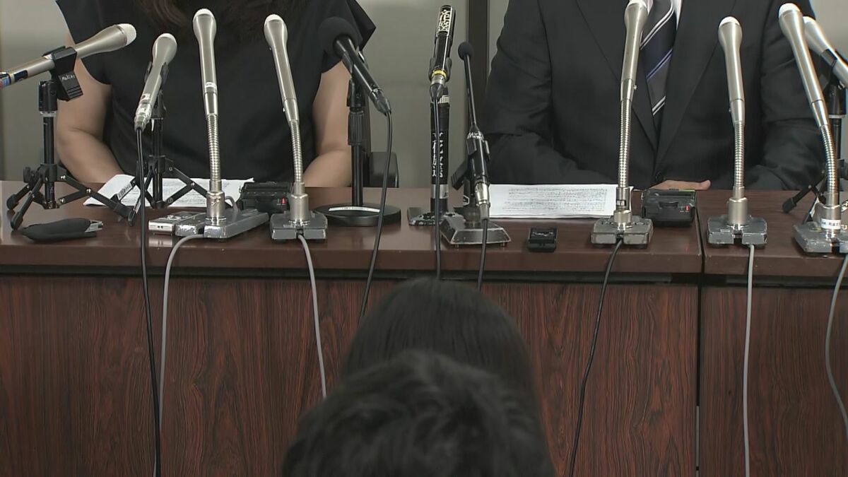 【速報】「なぜ命を失わなければならなかったのか考え続ける日々」沖縄・辺野古沖転覆事故で死亡の女子高校生の遺族が初めて会見　同志社国際高校の校長や船の運航団体共同代表ら計11人を刑事告訴の思い語る | TBS NEWS DIG