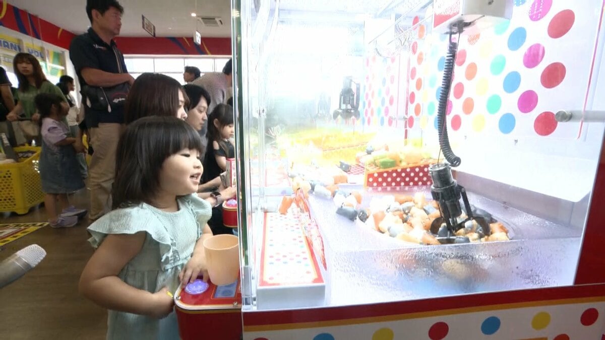 ゲームセンターを飛び出した「クレーンゲーム」の世界 コンビニもJA
