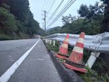 「道路上に落石が」直径約1.2mの石が国道136号の片側一時ふさぐ＝静岡・伊豆市|TBS NEWS DIG