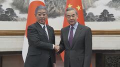岩屋外務大臣、王毅外相と会談　日中関係の改善に力を入れる考え示す| TBS CROSS DIG with Bloomberg