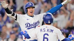 ド軍、劇的延長サヨナラで地区S突破!相手投手の本塁送球ミスで決着、佐々木朗希が8回から3イニング完全投球で劇勝導く|TBS NEWS DIG