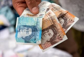 ポンドが下落、年初来安値に接近－スターマー首相辞任で政治不安再び| TBS CROSS DIG with Bloomberg