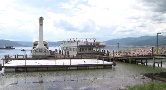 また…諏訪湖で観光客を乗せた遊覧船が桟橋に衝突　乗客52人にけが人はない模様　7月には着岸の際に衝突したはずみで女性1人が転倒しけが　|　SBC NEWS | 長野のニュース | SBC信越放送