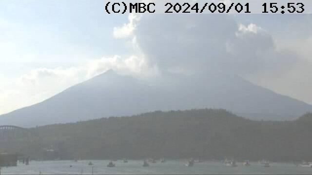 桜島で1時間、連続噴火　噴煙1200メートルまで上昇　灰は北の霧島・姶良・曽於へ　鹿児島　|　鹿児島のニュース｜MBC NEWS｜南日本放送