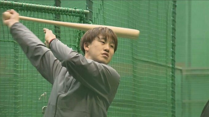 「最初から勝負。レギュラーはない。いちから」小園海斗 自主トレ公開　７年目の決意　広島カープ　同学年の久保修はパワーアップ　|　RCC NEWS | 広島ニュース | RCC中国放送