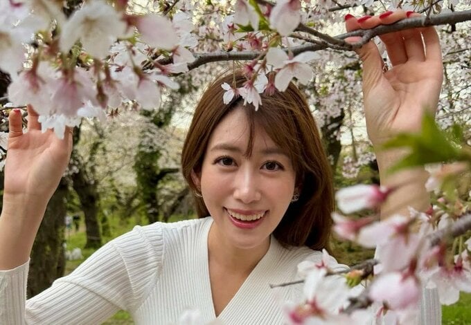 【 中川安奈 】　フリーになって1年を報告　「毎日が楽しくて仕方なくて」「人生で1番エゴサをしてしまった日々でもあったと思います...」|TBS NEWS DIG