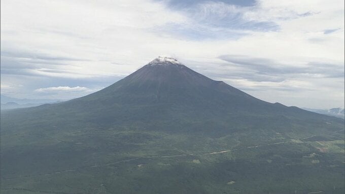 富士山　静岡県側で山開き　山梨県側と対応が異なる夏山シーズンがスタート　|　山梨のニュース | ＵＴＹテレビ山梨