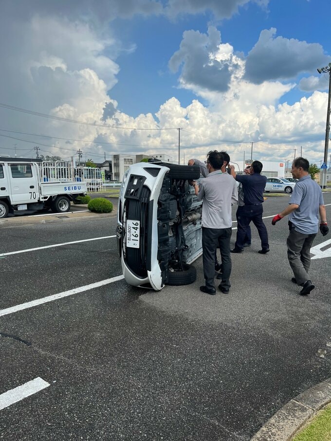 教習車吹き飛び3台に衝突　自動車学校で突風　けが人なし　福島・郡山市　|　福島のニュース│TUF