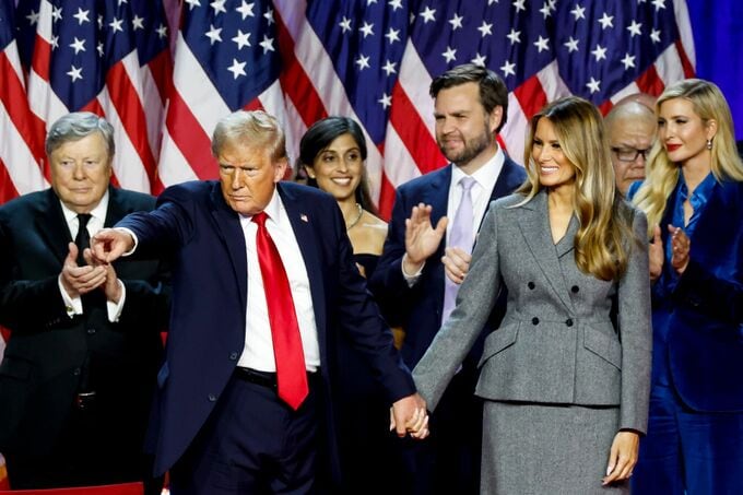 【日本市況】金利上昇、トランプ氏勝利で財政懸念－けん制で円安一服