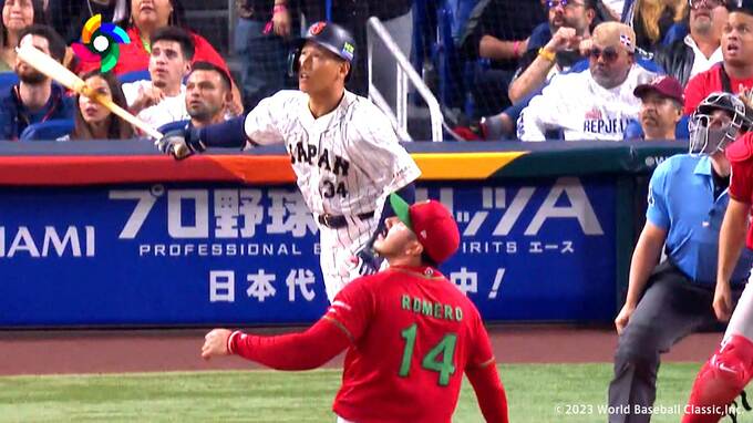 吉田正尚 起死回生の同点3ラン！ 7回 メキシコに追いつく ライトポール際に放り込む今大会第2号 13打点目|TBS NEWS DIG