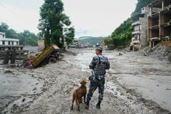 ネパール土石流、生死分けた「15秒」－生存者が語る濁流の恐怖| TBS CROSS DIG with Bloomberg