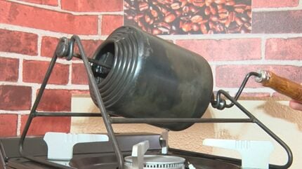 3か月待ちの人気 “コーヒー焙煎器” 手掛けているのは…「松江刑務所 