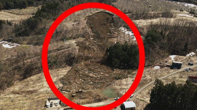 上空からとらえた被害現場　4軒のリンゴ農家の園地が崩れ・周辺の農道が崩落…　推定で長さ160ｍ・幅100ｍの「土砂崩れ」　被害農家からは悲鳴「リンゴが採れるとなった時に…」|TBS NEWS DIG