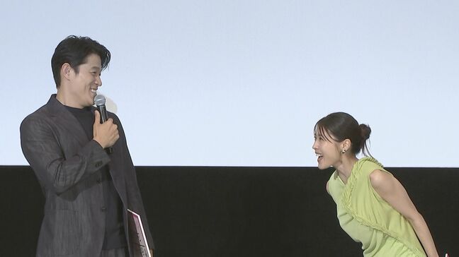 【鈴木亮平】有村架純へ“関西弁でツッコんで”とおねだり 「アンパンマンちゃうねん!!」叫びに会場爆笑|TBS NEWS DIG
