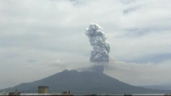 桜島で噴煙3,000m　連続噴火が継続中【気象台の降灰予報を詳しく】鹿児島|TBS NEWS DIG