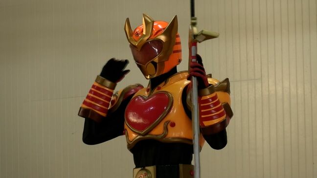 小学校にご当地ヒーロー“ミマダイン”登場　フードロス削減の大切さ伝える　来校依頼した児童の手紙に応えてサプライズ【岡山】|TBS NEWS DIG