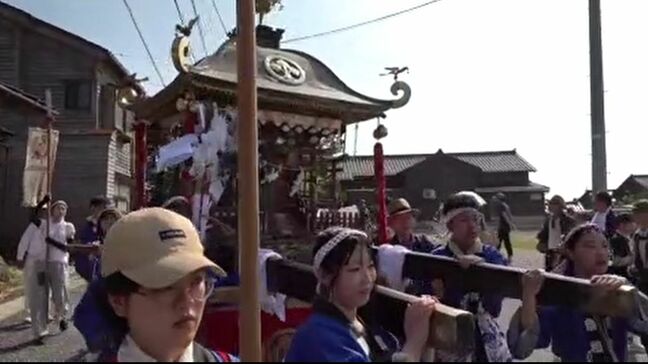能登半島地震で去年は“不在”だった神輿 ボランティアからつながった姫路の宮大工が修復し2年ぶりに巡行 「黒島天領祭」 石川・輪島市|TBS NEWS DIG